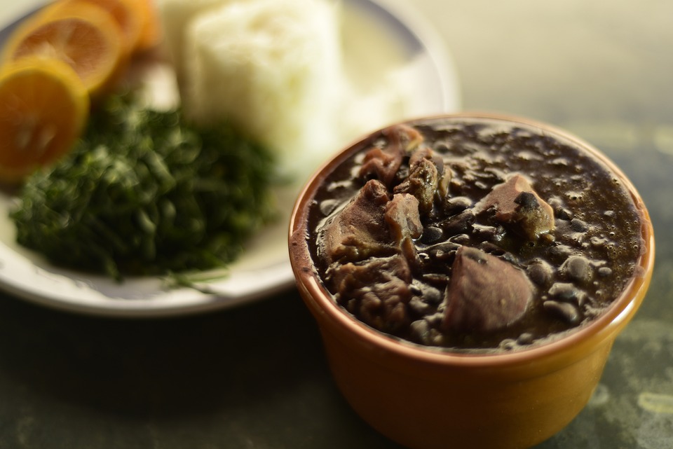 Feijoada: секрети готування історичної бразильської страви