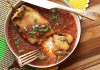 Chiles Rellenos: смачна мексиканська страва з перцем та сиром